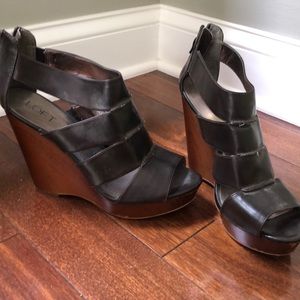 LOFT size 10 platform shoes